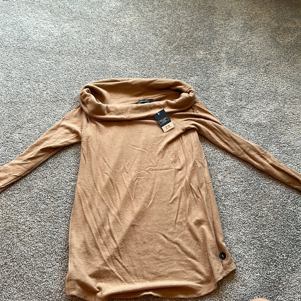 Abercrombie boat neck sweater